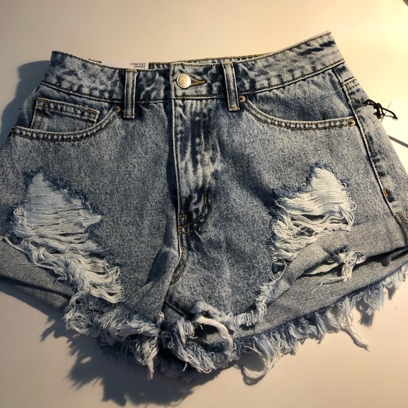 New Forever 2 Concert Shorts Size 26 